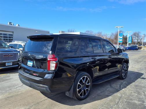 2022 Chevrolet Tahoe 4WD RST