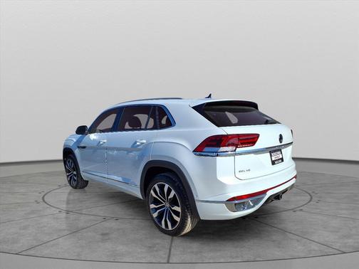 2022 Volkswagen Atlas Cross Sport 3.6L V6 SEL Premium R-Line