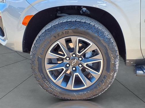 2024 Chevrolet Suburban 4WD Z71