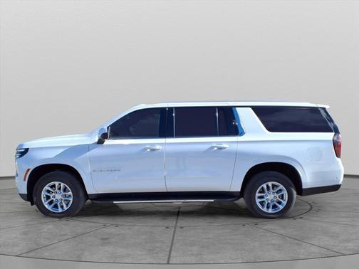 2025 Chevrolet Suburban LS