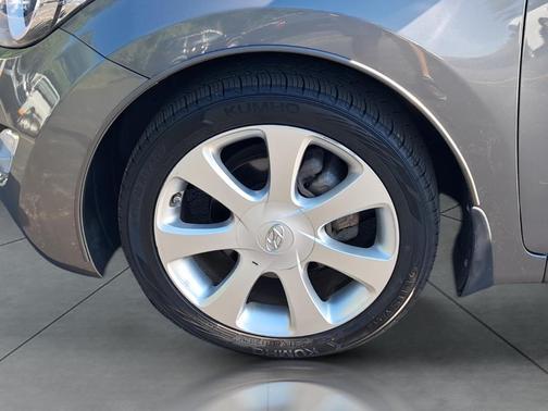 2012 Hyundai ELANTRA Limited