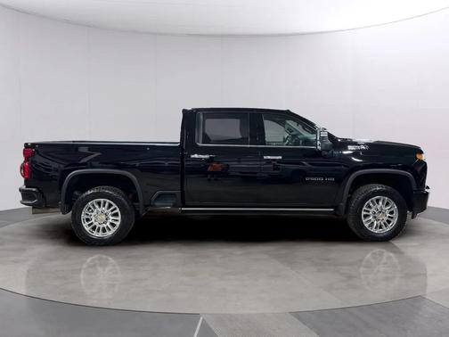 Black 2023 Chevrolet Silverado 2500 High Country