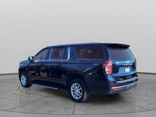 2023 Chevrolet Suburban LS