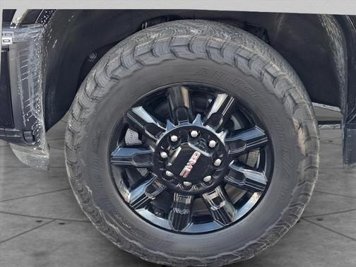 2024 GMC Sierra 2500 AT4