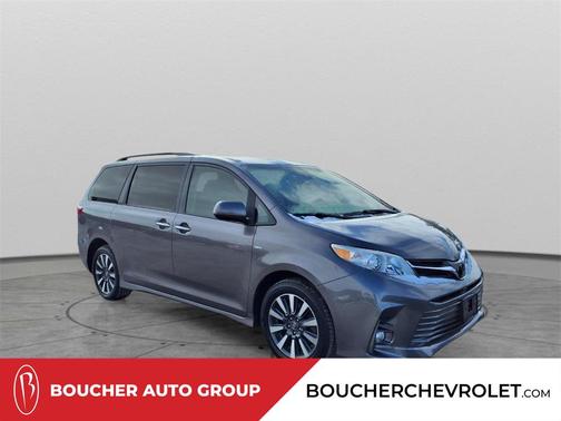 2019 Toyota Sienna XLE