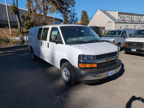 2025 Chevrolet Express 3500 RWD 3500 Extended Wheelbase WT