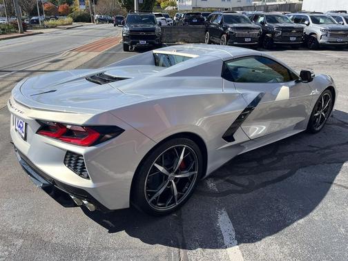 2022 Chevrolet Corvette Stingray w/1LT