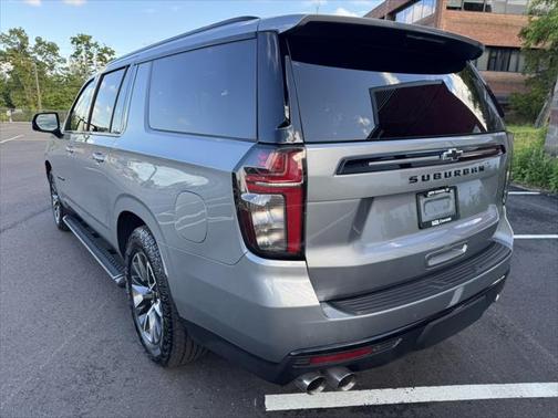 2024 Chevrolet Suburban 4WD Z71