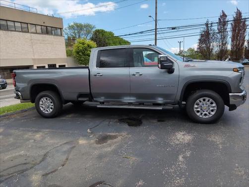 2025 Chevrolet Silverado 3500 LTZ