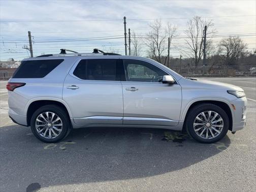 2022 Chevrolet Traverse Premier