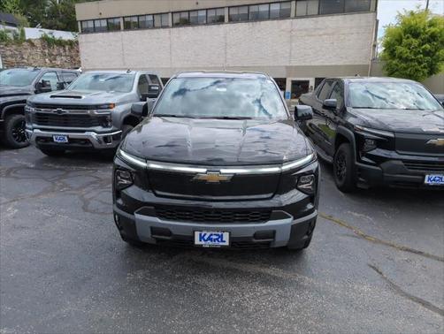 2025 Chevrolet Silverado EV LT