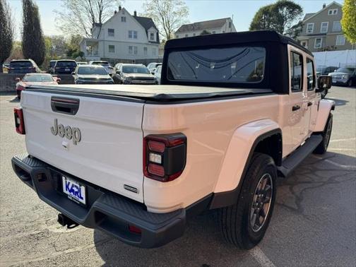 2022 Jeep Gladiator Overland