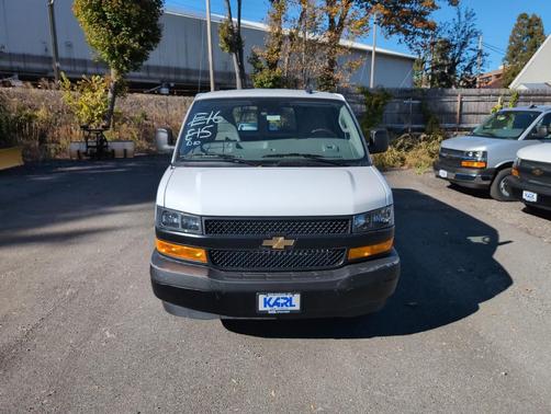 2025 Chevrolet Express 2500 RWD 2500 Regular Wheelbase WT