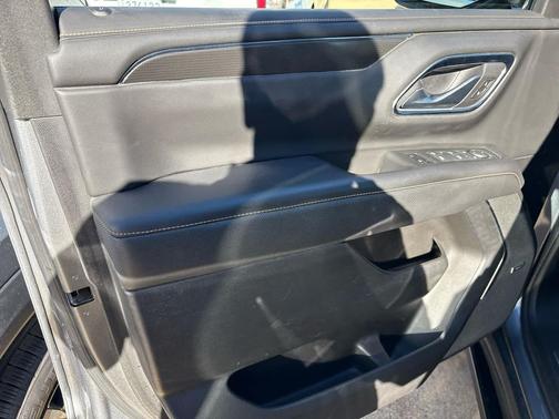 2022 GMC Yukon XL 4WD AT4