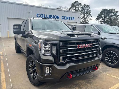 2023 GMC Sierra 2500 AT4