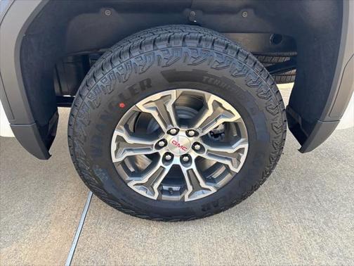 2025 GMC Sierra 1500 SLE