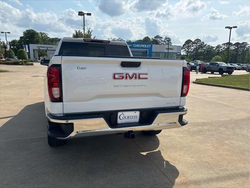 2025 GMC Sierra 1500 SLE