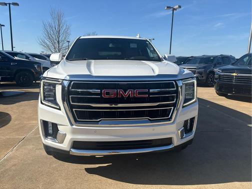2022 GMC Yukon XL SLT