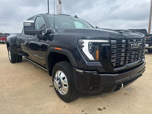 2026 GMC Sierra 3500 Denali
