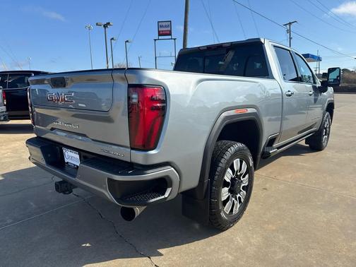 2024 GMC Sierra 2500 Denali