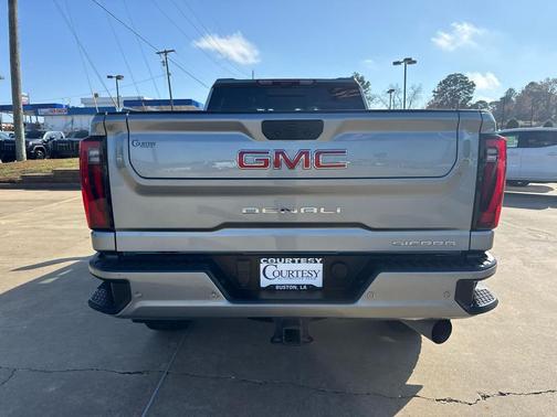 2024 GMC Sierra 2500 Denali
