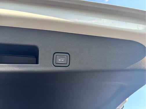 2026 GMC Acadia AT4 AWD