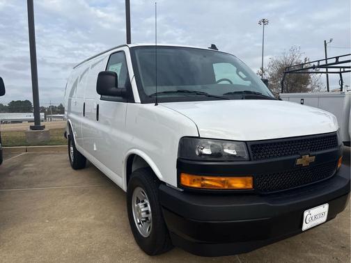 2025 Chevrolet Express 2500 RWD 2500 Regular Wheelbase WT
