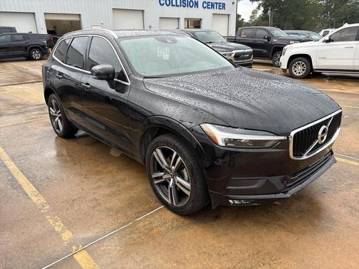 2021 Volvo XC60 T5 Momentum