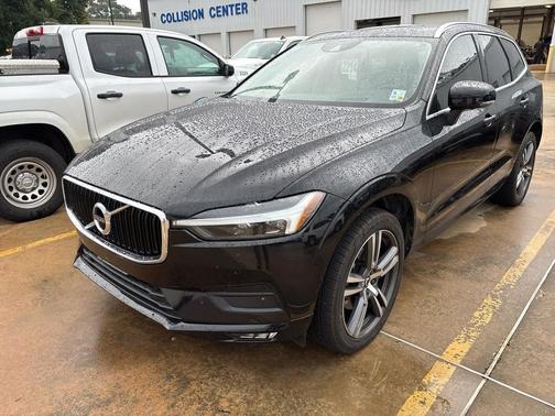 2021 Volvo XC60 T5 Momentum