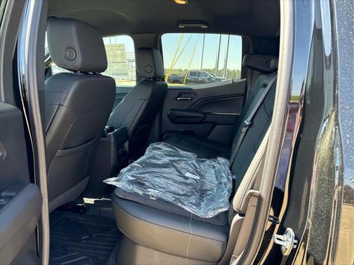 2025 Chevrolet Colorado LT