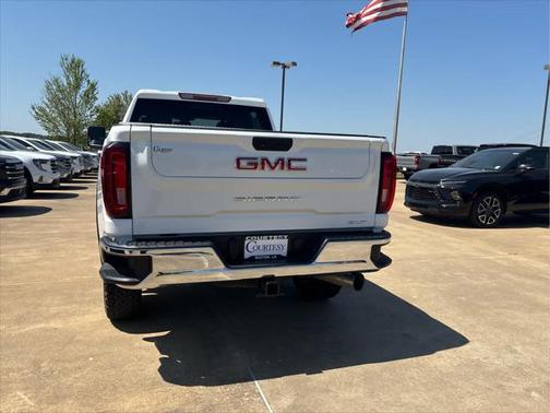2021 GMC Sierra 2500 SLT