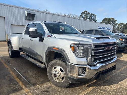 2023 GMC Sierra 3500 SLT