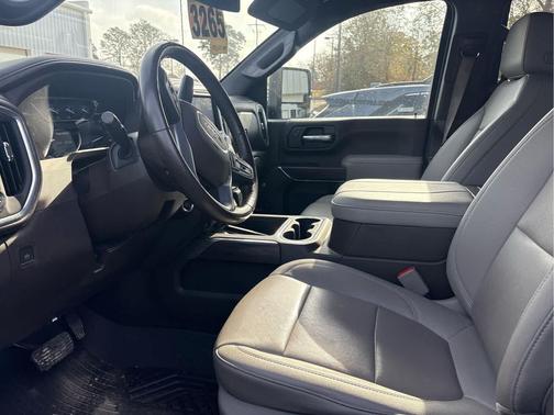 2023 GMC Sierra 3500 SLT