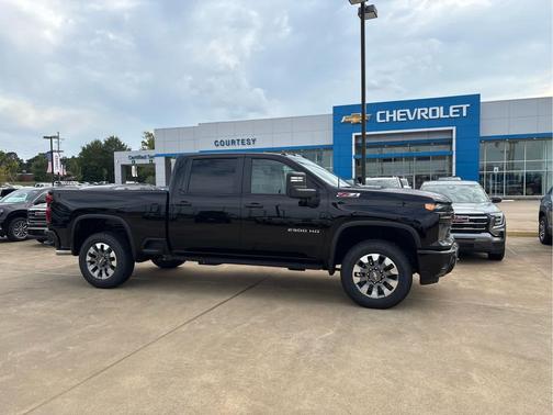 2026 Chevrolet Silverado 2500 Custom
