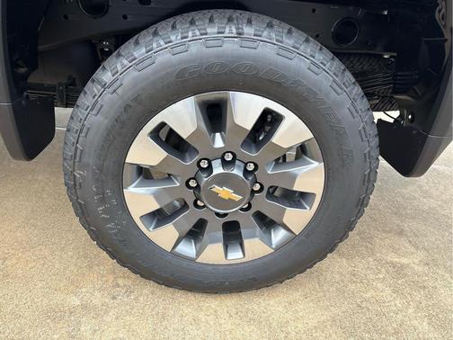 2026 Chevrolet Silverado 2500 Custom