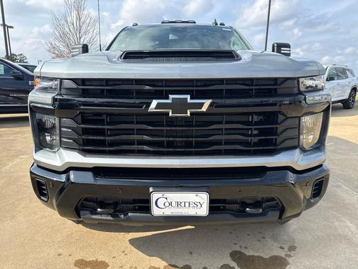 2026 Chevrolet Silverado 2500 Custom