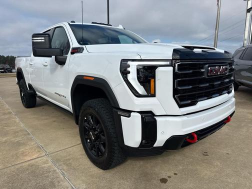 2026 GMC Sierra 2500 AT4