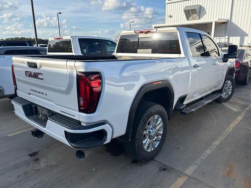 2023 GMC Sierra 2500 Denali