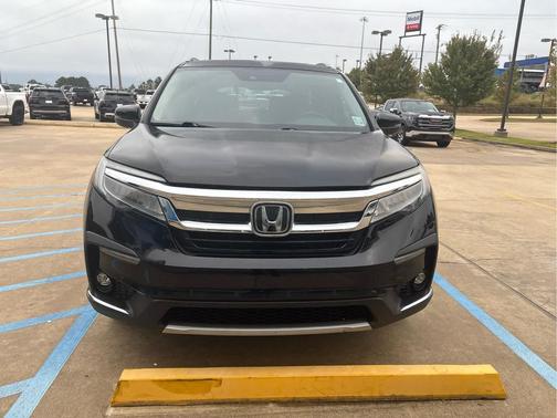 2019 Honda Pilot Touring 8-Passenger