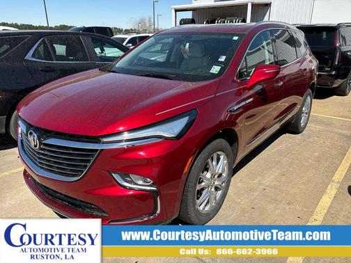 2023 Buick Enclave Essence FWD
