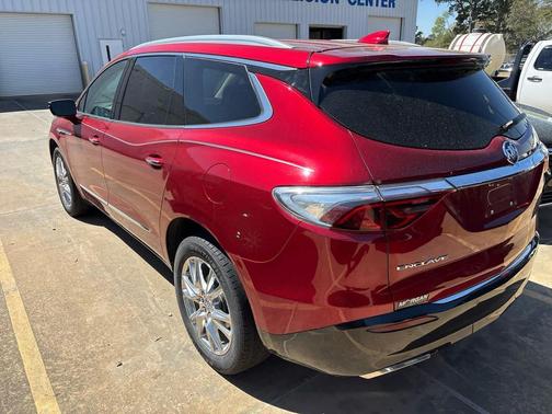 2023 Buick Enclave Essence FWD