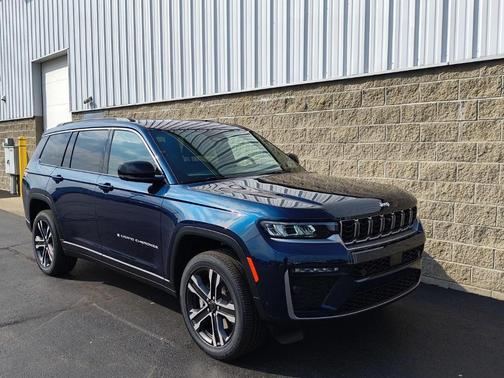 Fathom Blue Pearlcoat 2027 Jeep Grand Cherokee L Limited