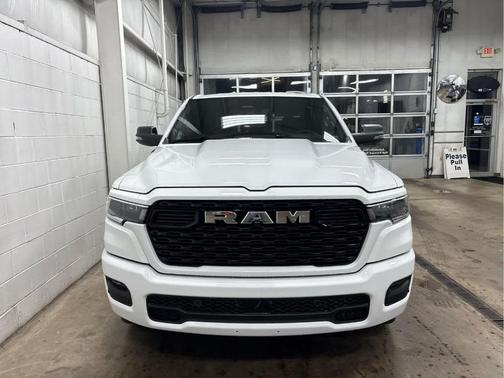 Bright White Clearcoat 2026 RAM 1500 Big Horn