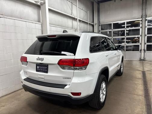 2019 Jeep Grand Cherokee Laredo E