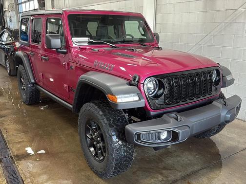 Tuscadero Pearlcoat 2026 Jeep Wrangler Sport