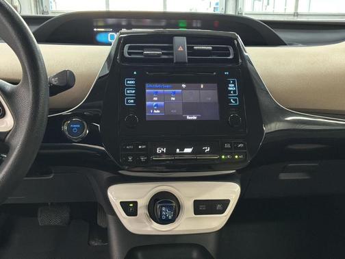 Blizzard Pearl 2016 Toyota Prius Two