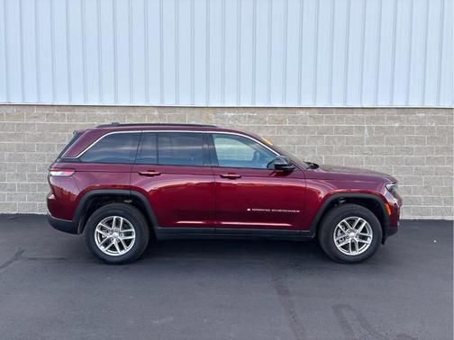 2025 Jeep Grand Cherokee Laredo X