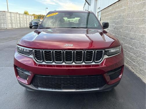 2025 Jeep Grand Cherokee Laredo X