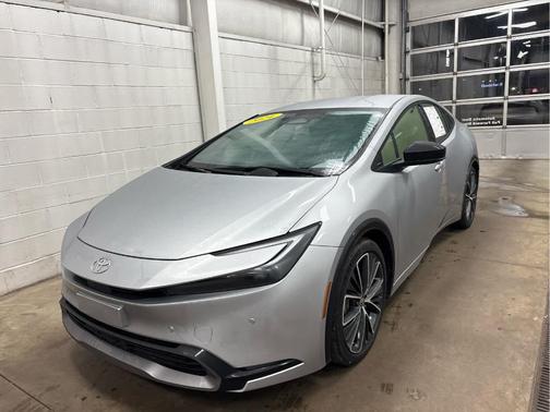 2024 Toyota Prius XLE