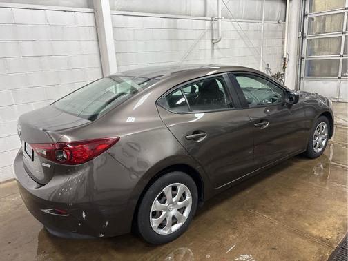 2015 Mazda Mazda3 i Sport